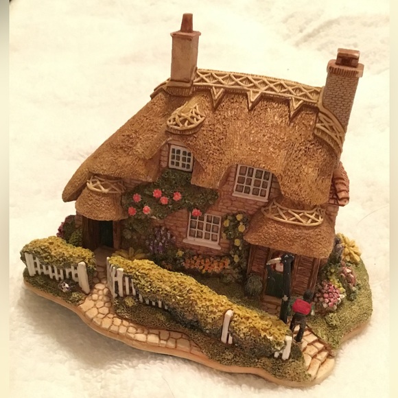 Vintage Lane "Walker's Rest" Collectible - Picture 2 of 11